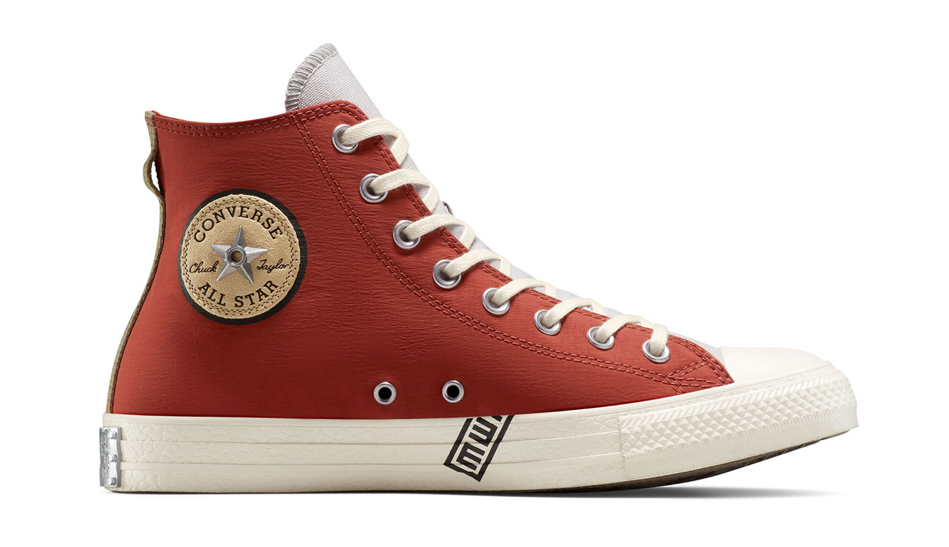 Converse x NARUTO SHIPPUDEN Gaara Chuck Taylor All Star - Unisex - Tenisky Converse - Červené - A14838C - Velikost: 37.5