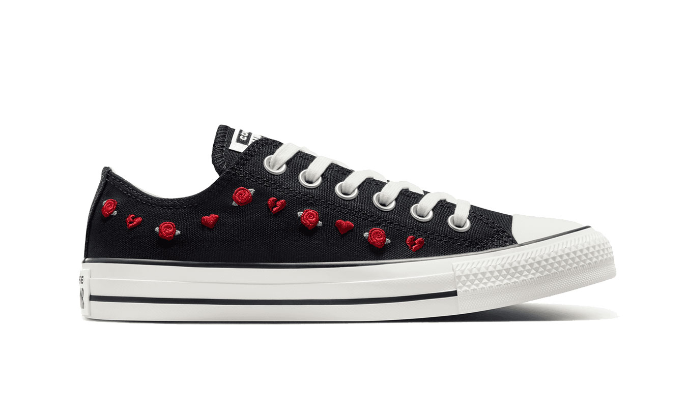 Converse Chuck Taylor All Star Valentine's Day - Dámské - Tenisky Converse - Černé - A13651C - Velikost: 38