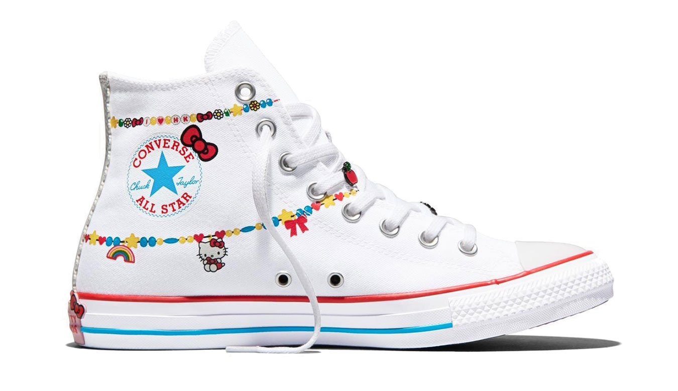 Levně Converse x Hello Kitty And Friends Chuck Taylor All Star Charmed 4.5 - Dámské - Tenisky Converse - Bílé - A17699C