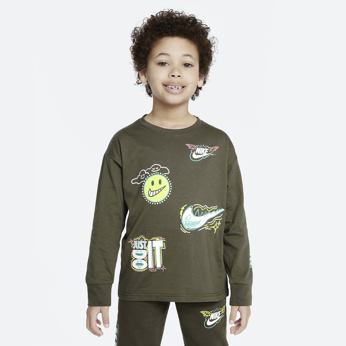 Nike NSW Art Of Play Relaxed Longsleeve Tee Cargo Khaki - Dětské - Triko s dlouhým rukávem Nike - Zelené - 86L109-F84 - Velikost: 5