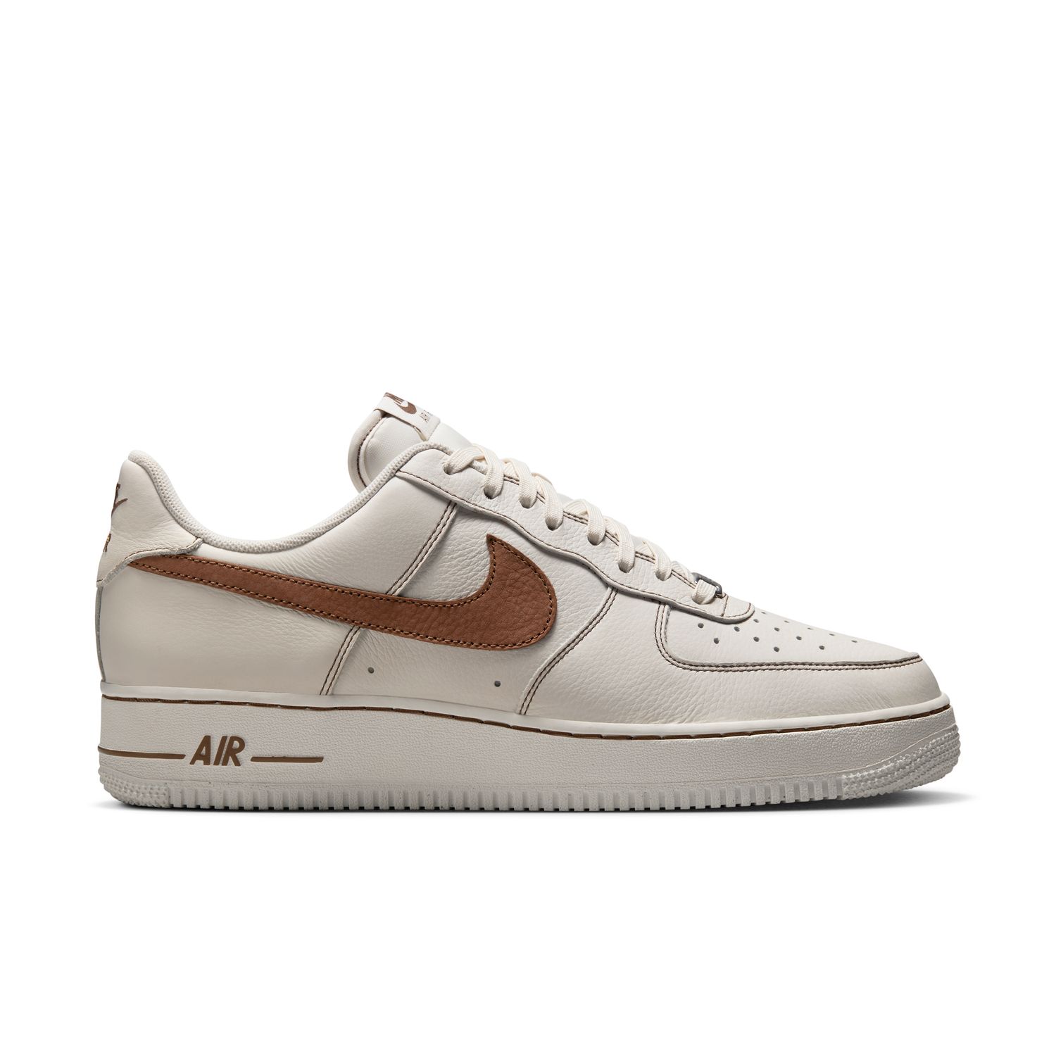 Nike Air Force 1 '07 LV8 "Ivory Saddle Brown" - Pánské - Tenisky Nike - Bílé - HQ2037-101 - Velikost: 48.5