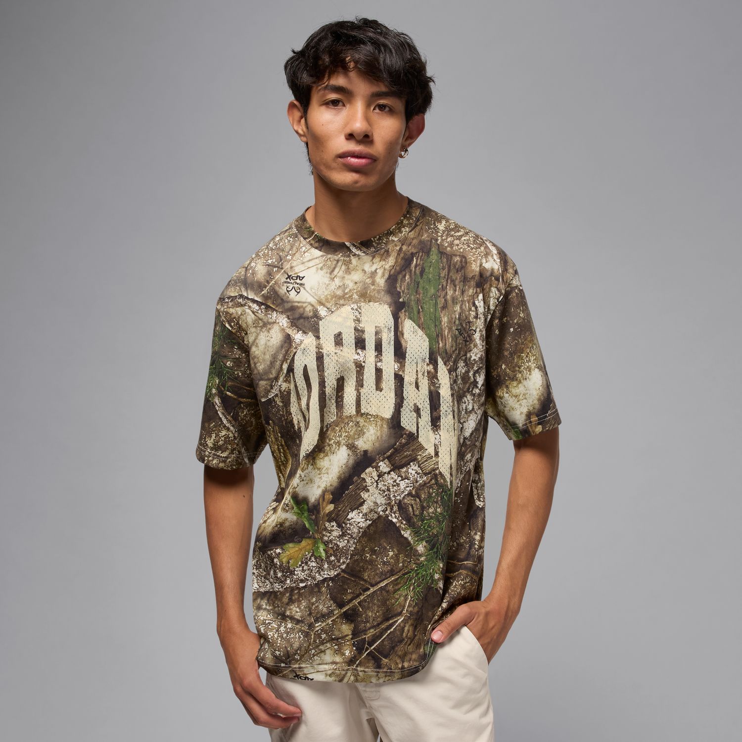Jordan Brooklyn Realtree Tee Sail - Pánské - Triko Jordan - Bílé - HQ9020-133 - Velikost: L
