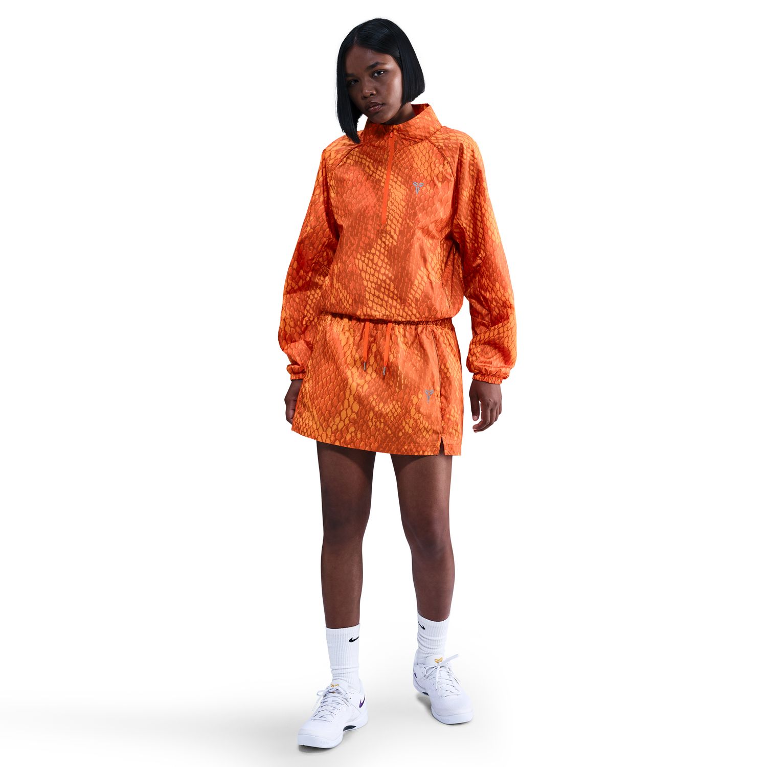 Nike Kobe Wmns Lightweight Woven Jacket Safety Orange - Dámské - Bunda Nike - Oranžové - IB2718-819 - Velikost: L