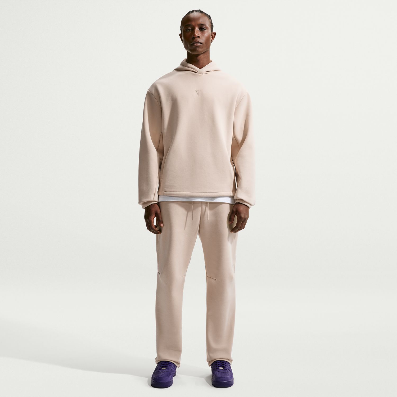 Levně Nike Dri-FIT Kobe Fleece Basketball Pants Sanddrift - Pánské - Kalhoty Nike - Bílé - IF4912-126