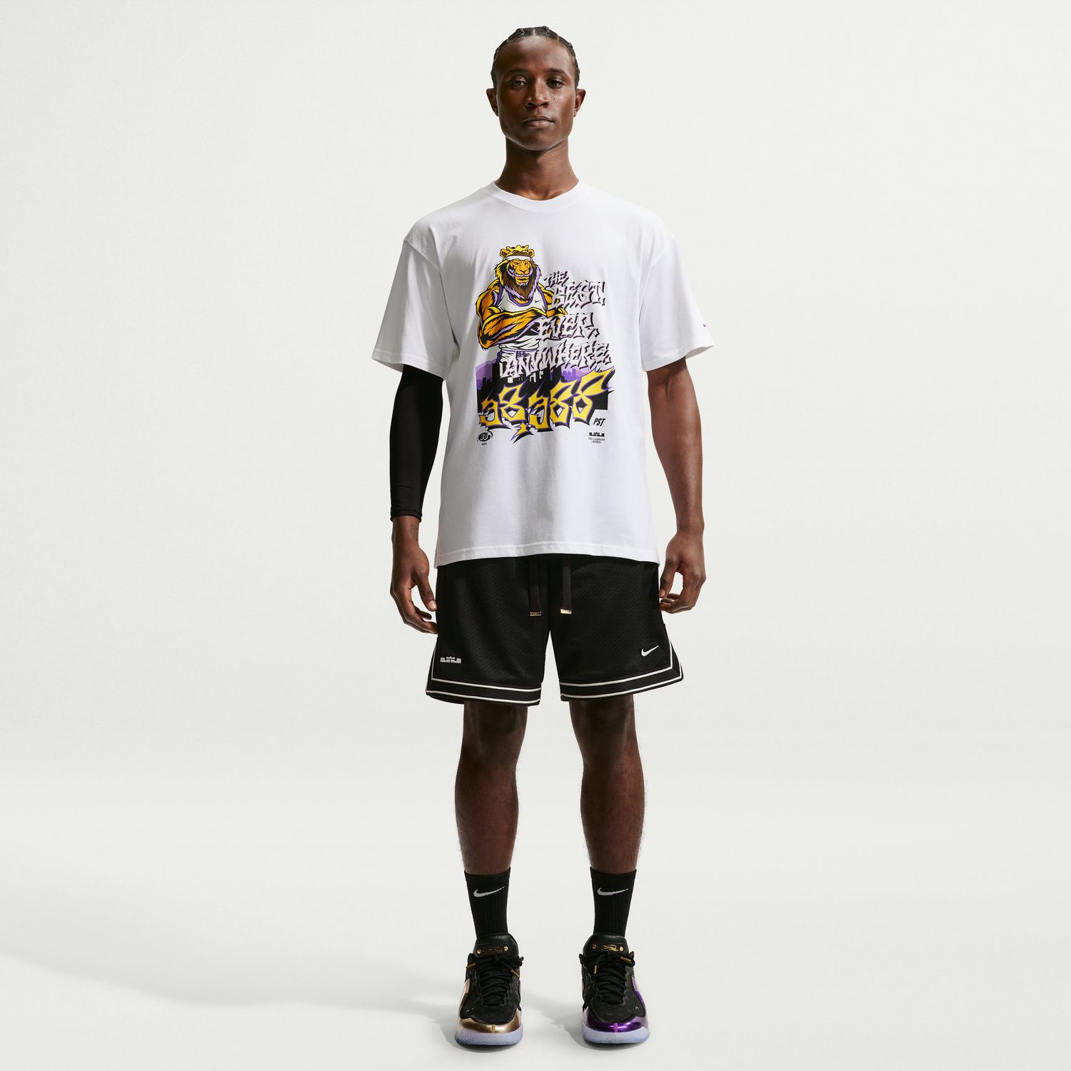 Levně Nike LeBron "For The Record" Basketball Tee White - Pánské - Triko Nike - Bílé - IH8575-100
