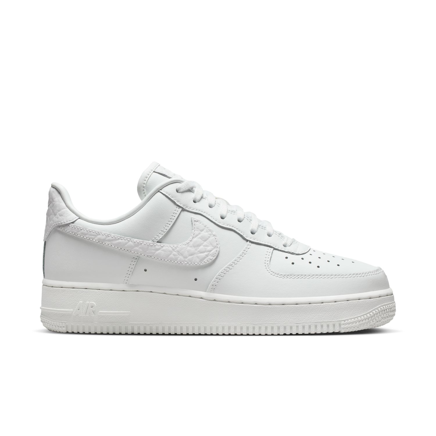 Nike Air Force 1 '07 Low "Summit White Metallic Silver" Wmns - Dámské - Tenisky Nike - Bílé - IM6485-121 - Velikost: 42