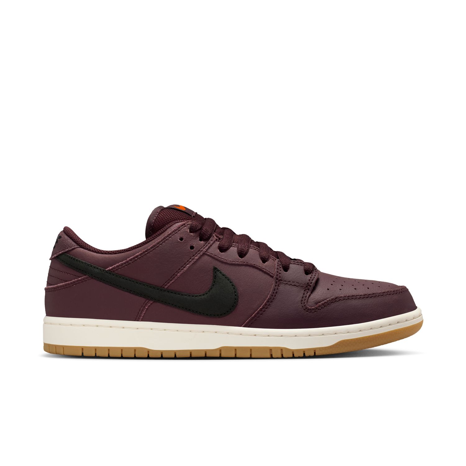 Levně Nike SB Dunk Low Pro "Burgundy Crush" - Pánské - Tenisky Nike - Červené - IO2304-600