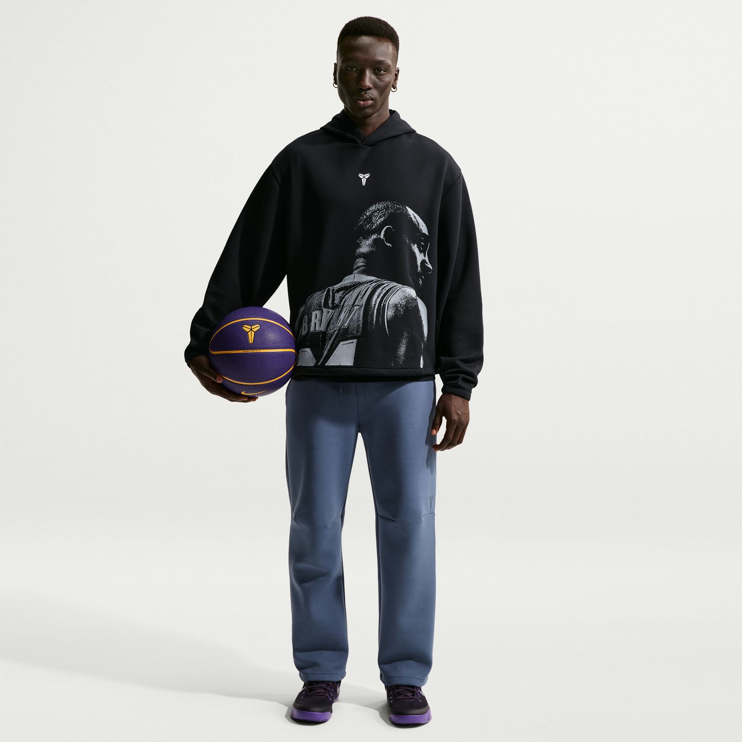 Levně Nike Dri-FIT Kobe Fleece Pullover Basketball Hoodie Black - Pánské - Mikina Nike - Černé - IQ0949-010