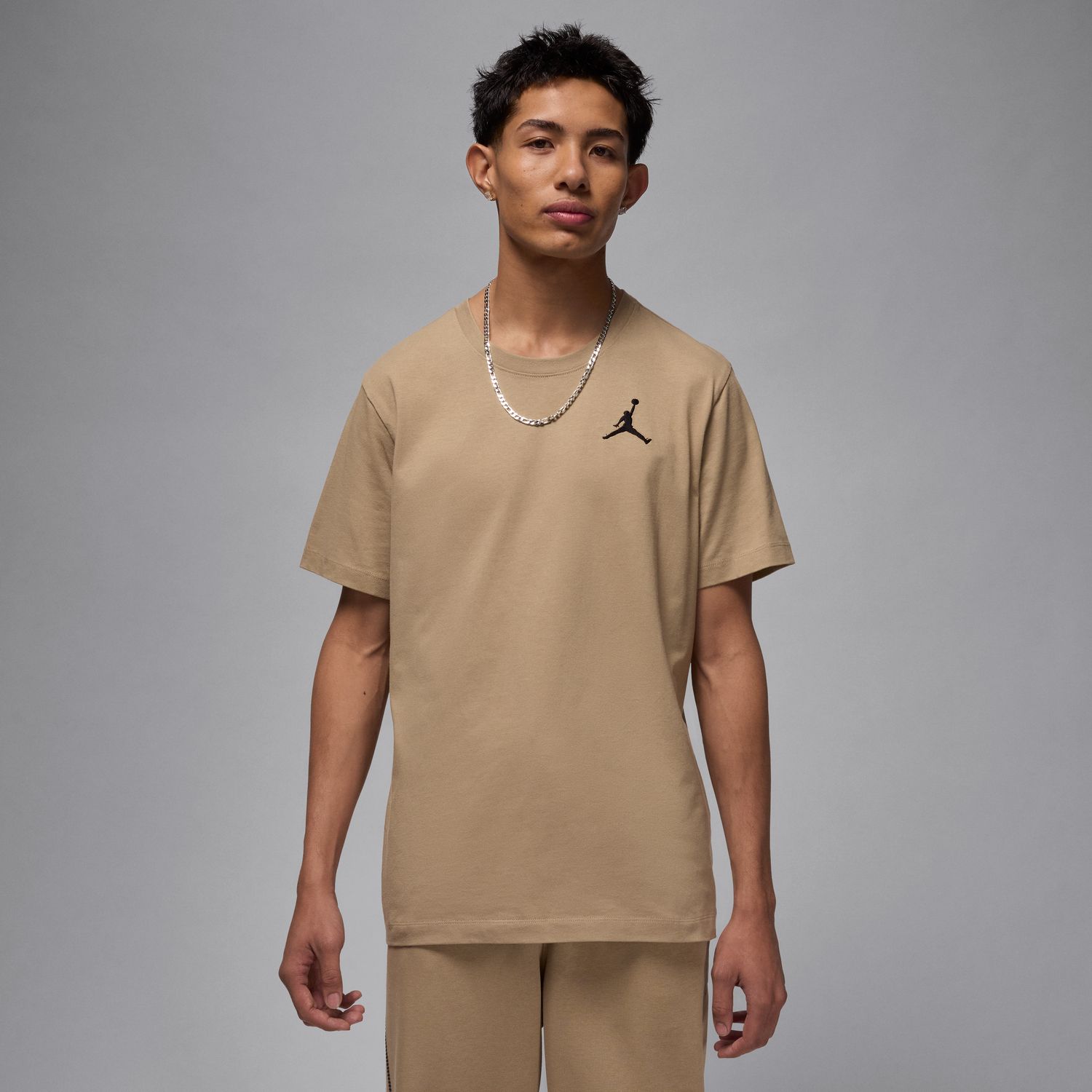 Jordan Jumpman Embroidered Tee Desert Camo - Pánské - Triko Jordan - Hnědé - DC7485-257 - Velikost: M
