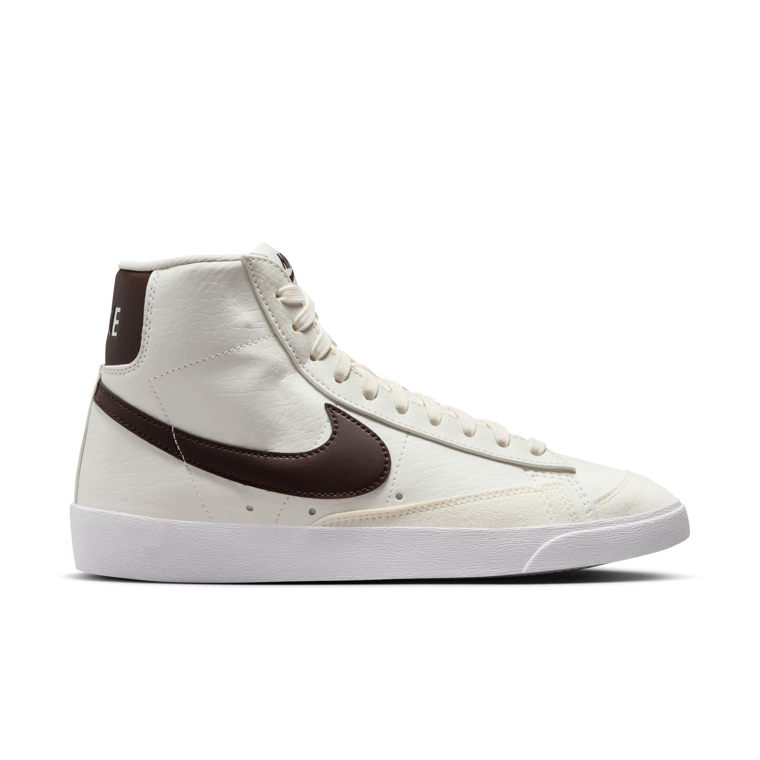 Nike Blazer Mid '77 Next Nature "Sail Baroque Brown" Wmns - Dámské - Tenisky Nike - Bílé - DQ4124-107 - Velikost: 38.5