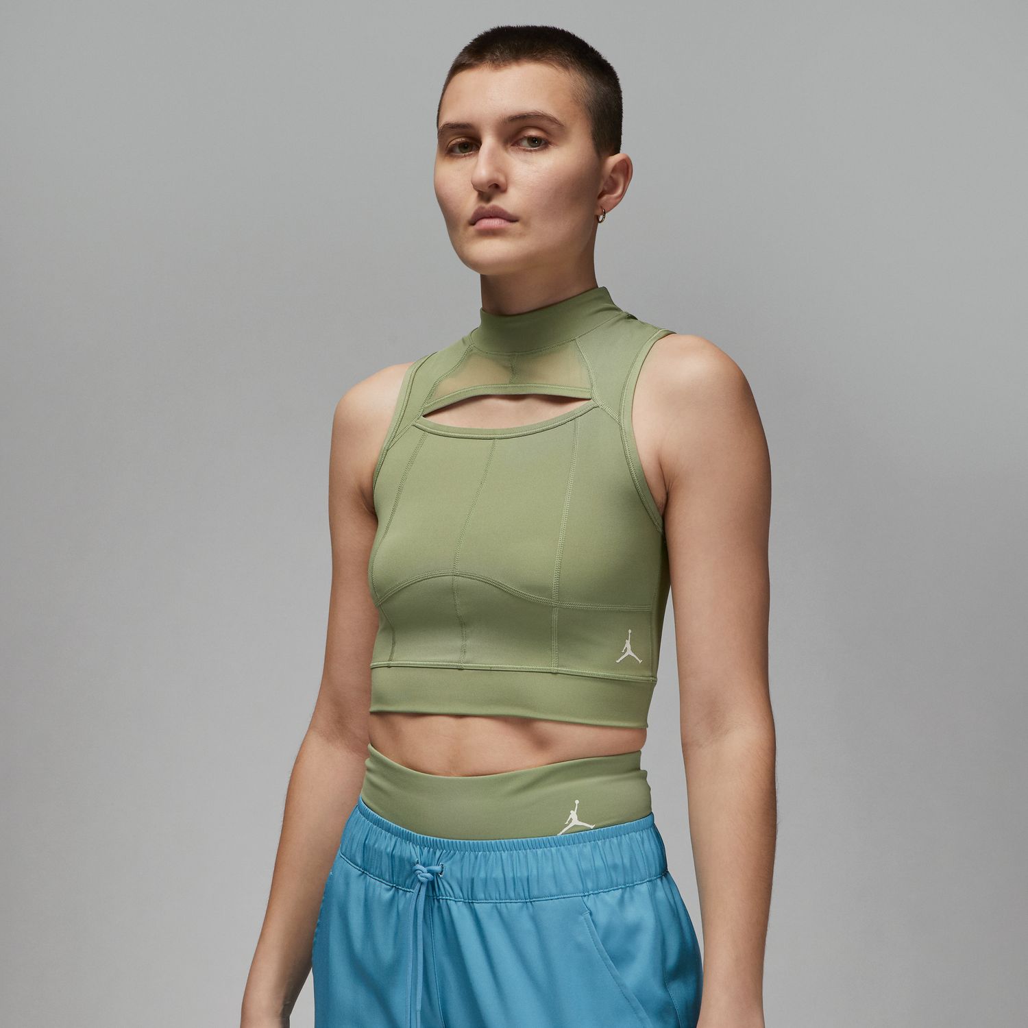 Jordan Sport Wmns Crop Top Oil Green - Dámské - Triko Jordan - Zelené - DZ3234-386 - Velikost: M