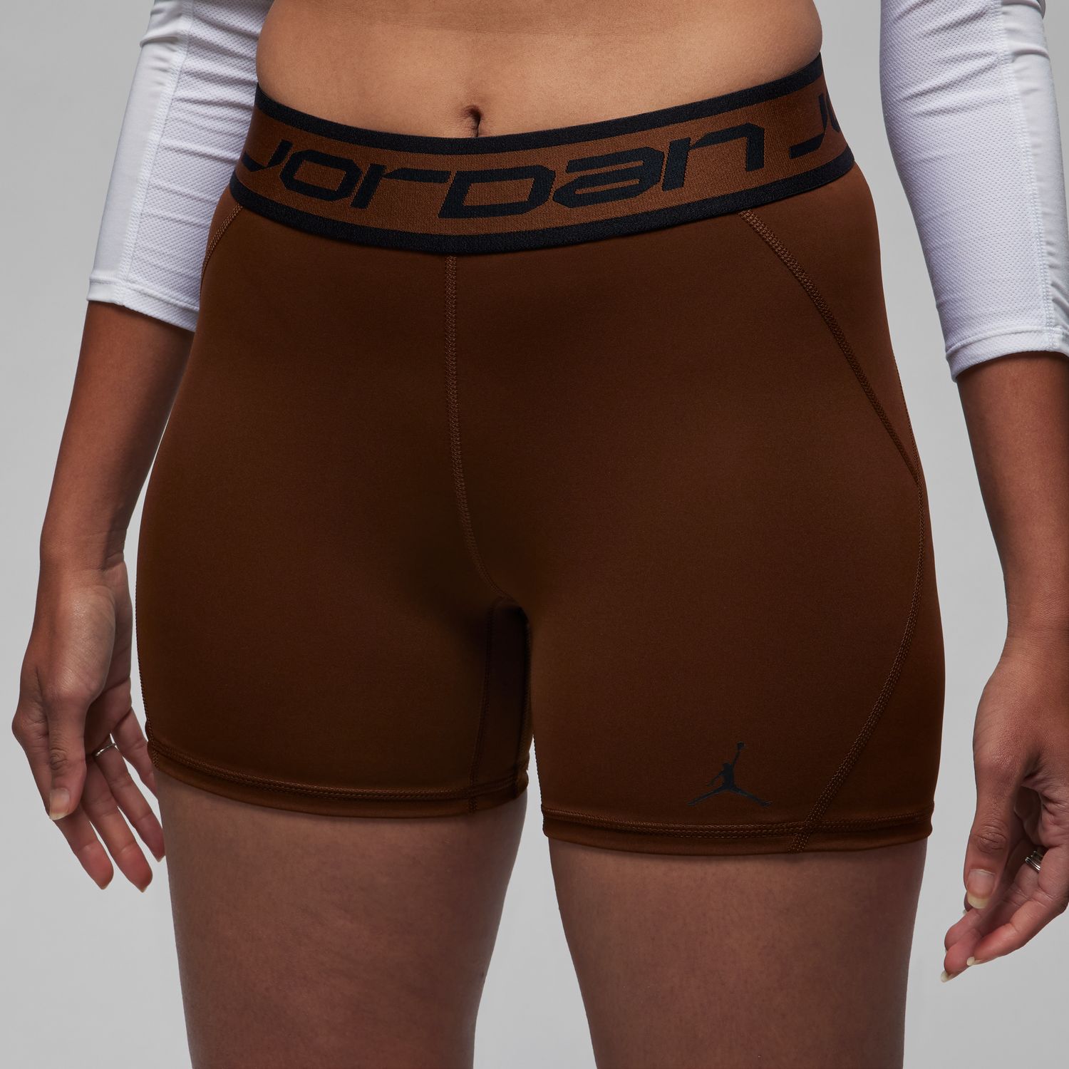 Jordan Sport Wmns 5" Shorts Cacao Wow - Dámské - Kraťasy Jordan - Hnědé - FB4623-259 - Velikost: L