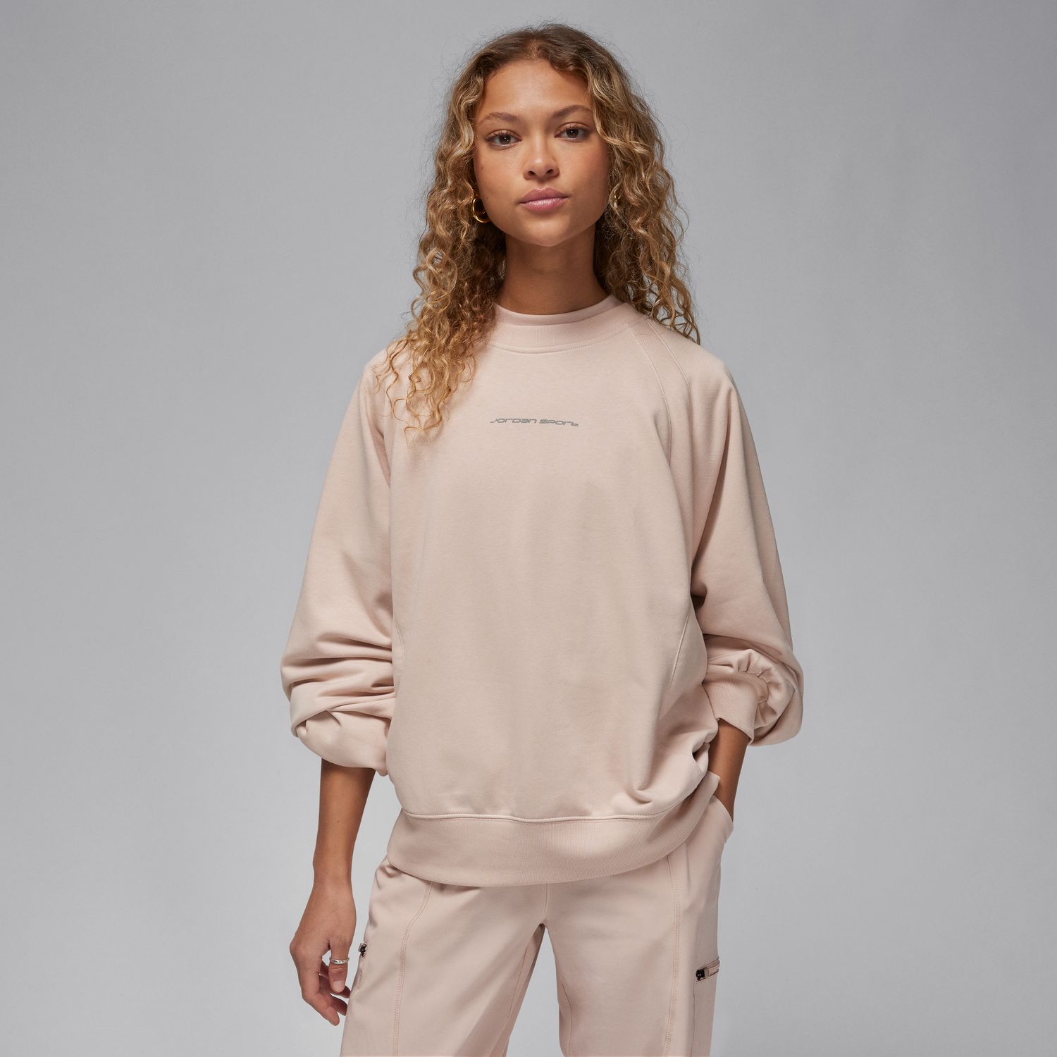 Levně Jordan Sport Wmns Graphic Fleece Crewneck Particle Beige - Dámské - Mikina Jordan - Hnědé - FN5122-207