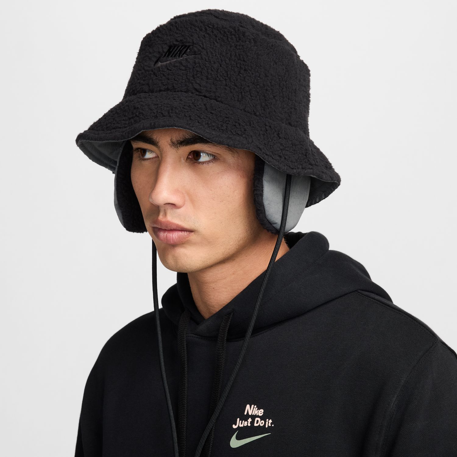 Nike Apex Winterized Bucket Hat Black - Unisex - Klobouk Nike - Černé - FZ2205-010 - Velikost: S