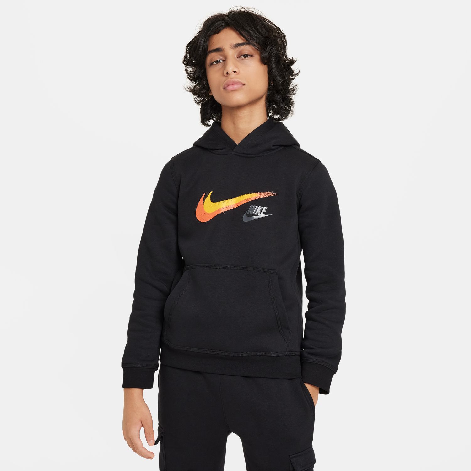 Nike Sportswear Big Kids' Fleece Pullover Graphic Hoodie Black - Dětské - Mikina Nike - Černé - FZ4712-010 - Velikost: S