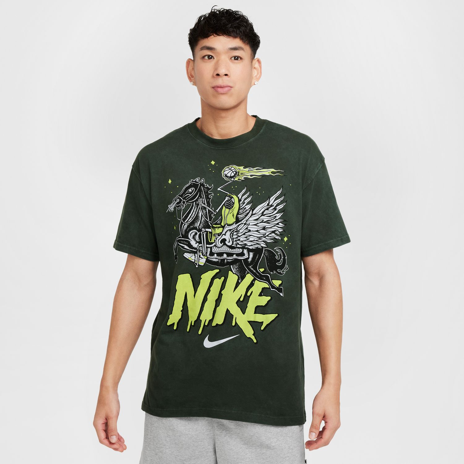 Nike Max90 Basketball Tee Sequola - Pánské - Triko Nike - Zelené - HF6199-355 - Velikost: L