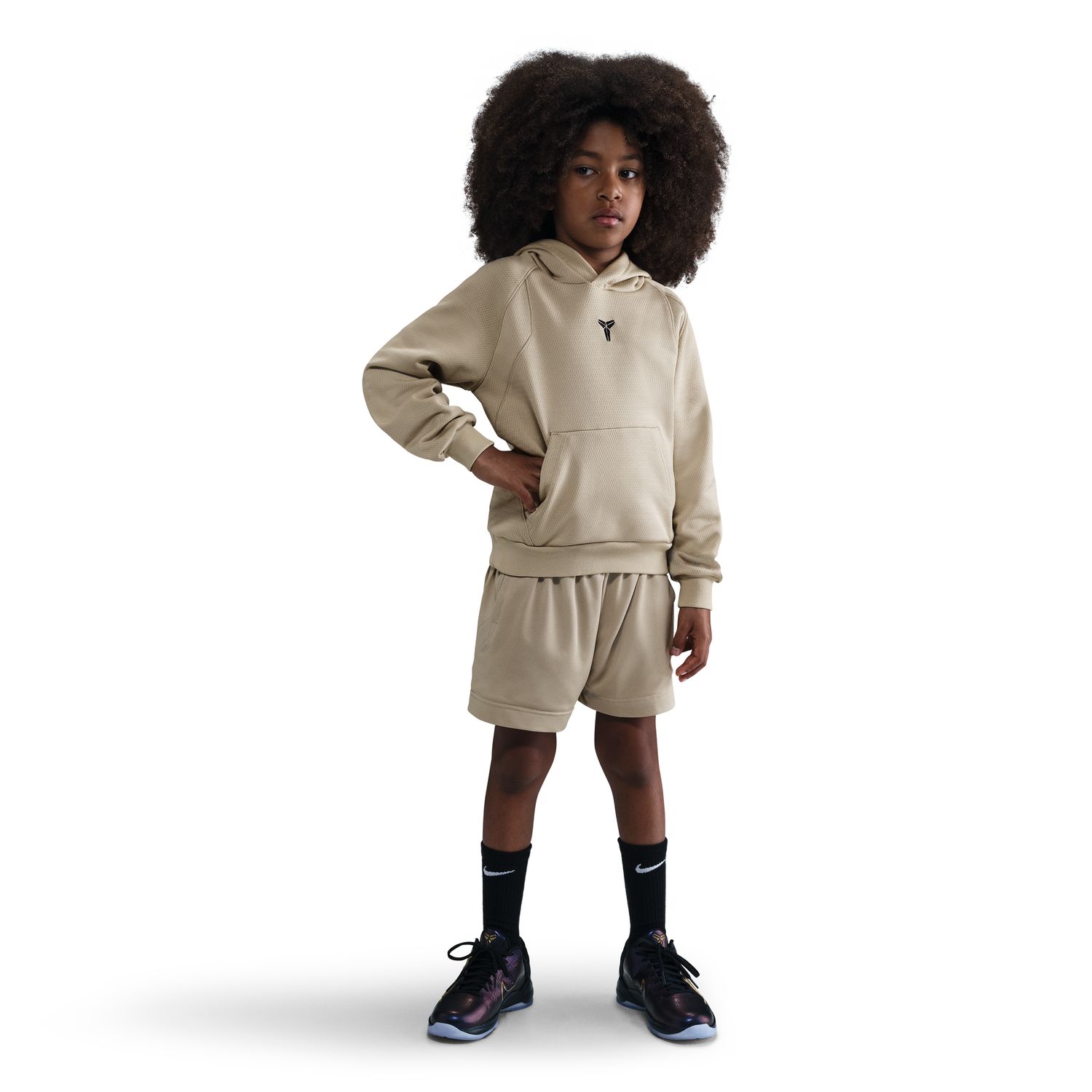 Nike Big Kids' Therma-FIT Kobe Pullover Hoodie Desert Khaki - Dětské - Mikina Nike - Hnědé - HJ1028-251 - Velikost: L