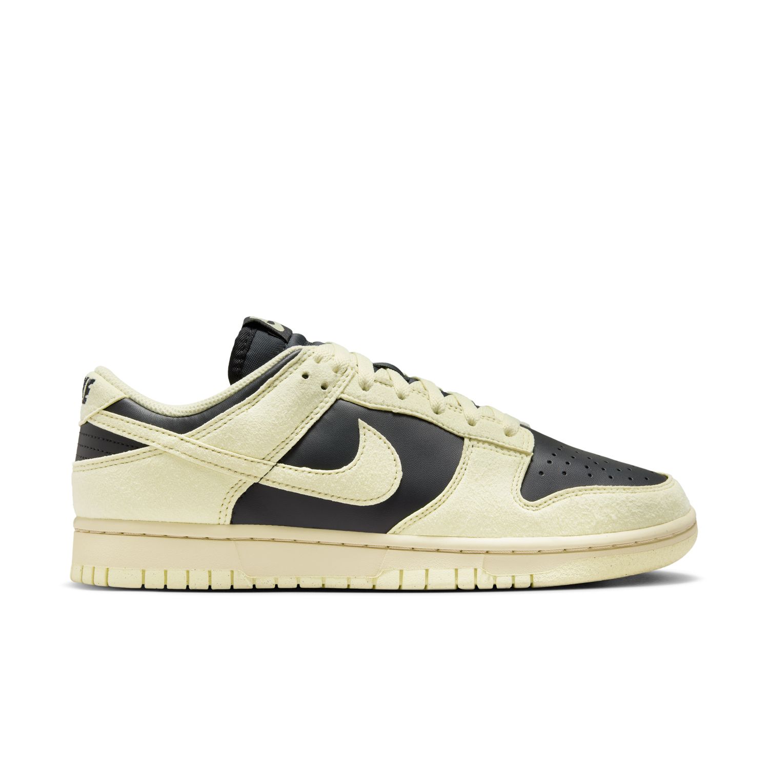 Nike Dunk Low "Coconut Milk" Wmns - Dámské - Tenisky Nike - Šedé - HJ7673-005 - Velikost: 41