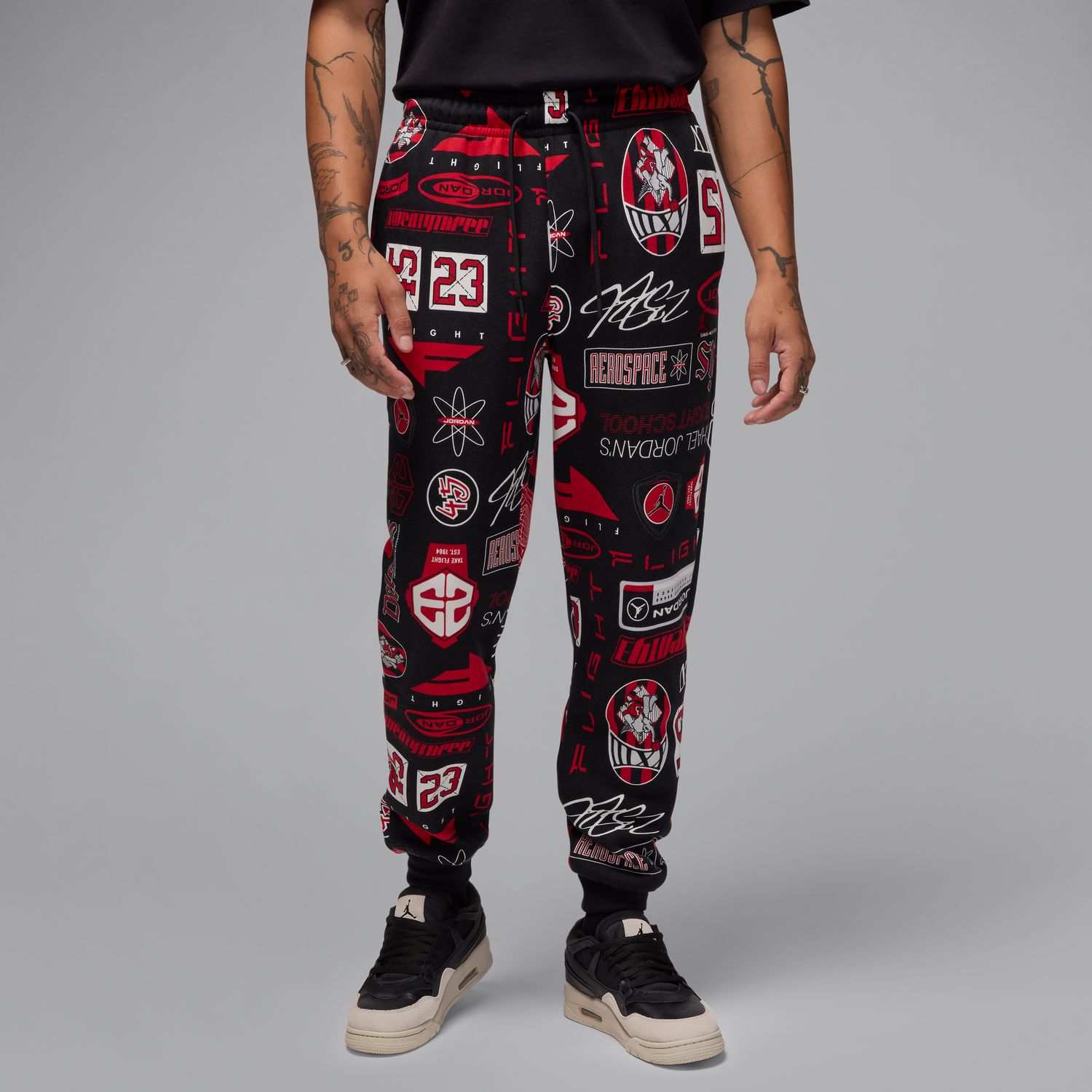 Jordan Essentials Printed Fleece Pants Black - Pánské - Tepláky Jordan - Černé - HM7257-010 - Velikost: XL