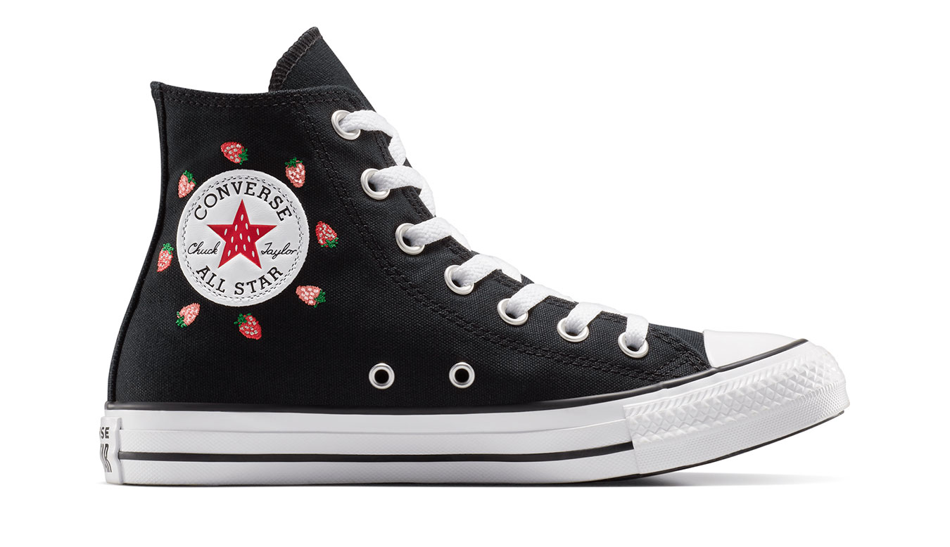 Converse Chuck Taylor All Star Strawberries - Dámské - Tenisky Converse - Černé - A14932C - Velikost: 36.5