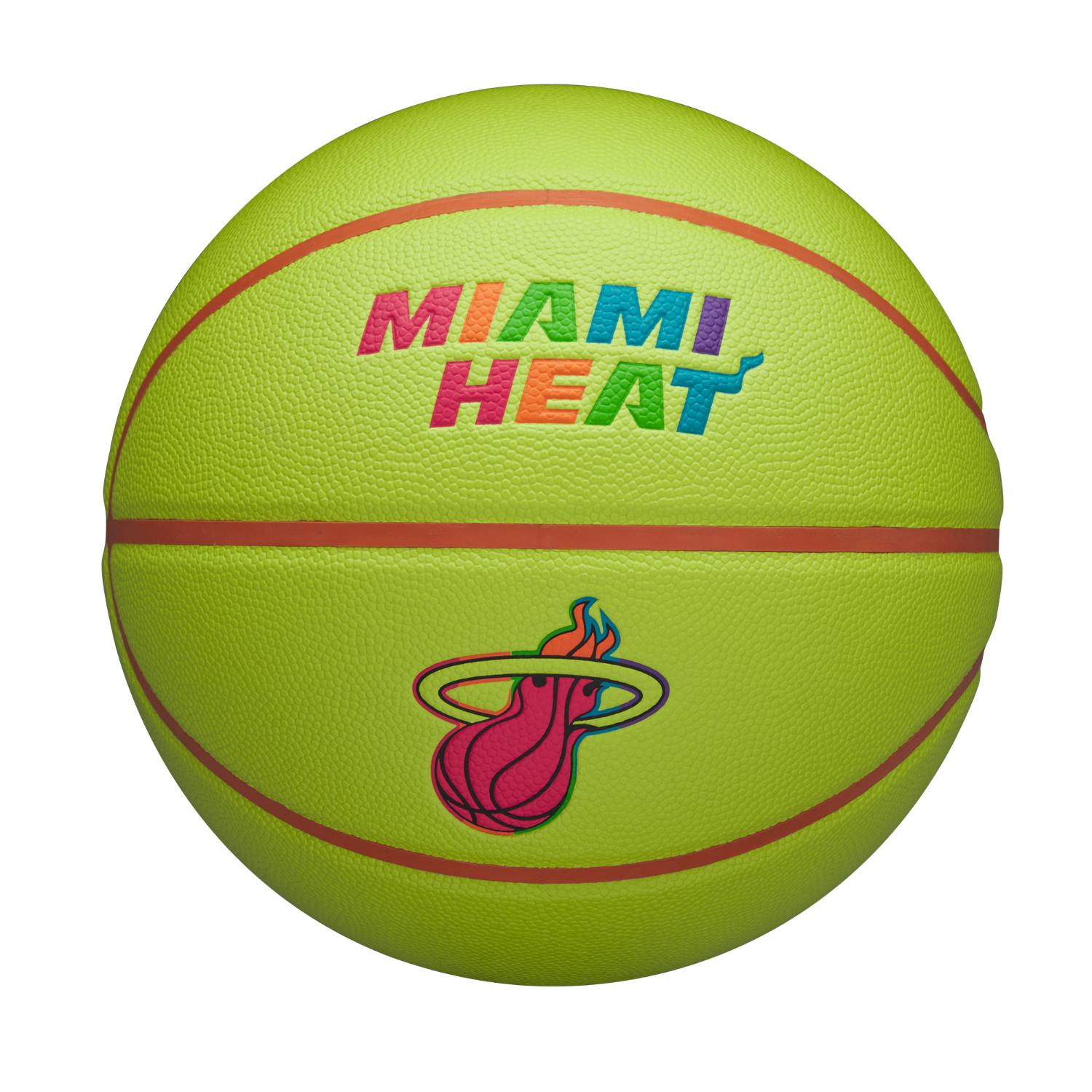Levně Wilson NBA Team Neon Basketball Miami Heat 7 - Unisex - Míč Wilson - Žluté - WZ4037405XB7